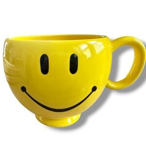 Teleflora Yellow Smiley Face Large Coffee Soup Tea Mug 70’s 90’s Fashions